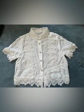 White Floral Crochet Lace Button-Front Blouse